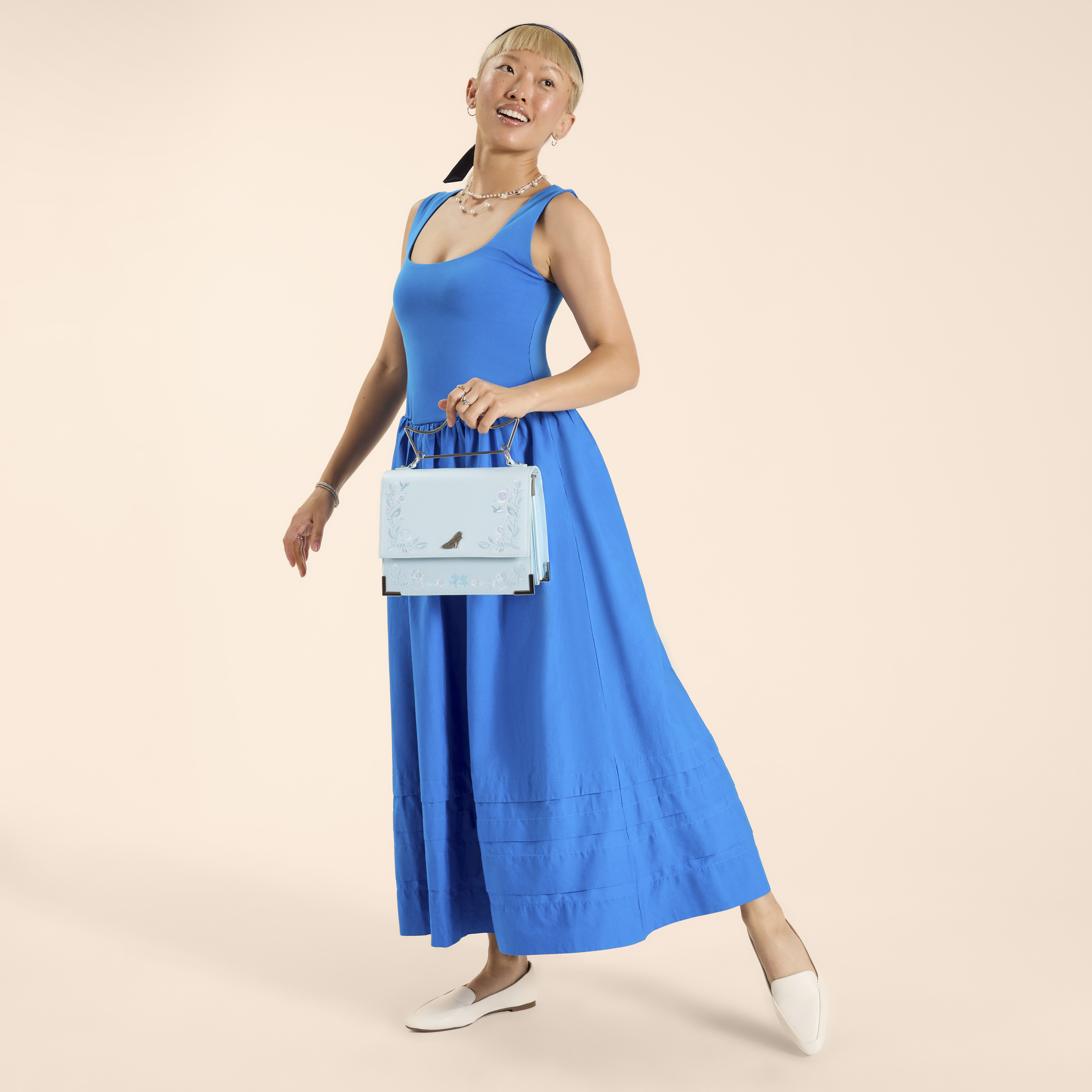 Cinderella Shimmer Crossbody Bag - Image 3