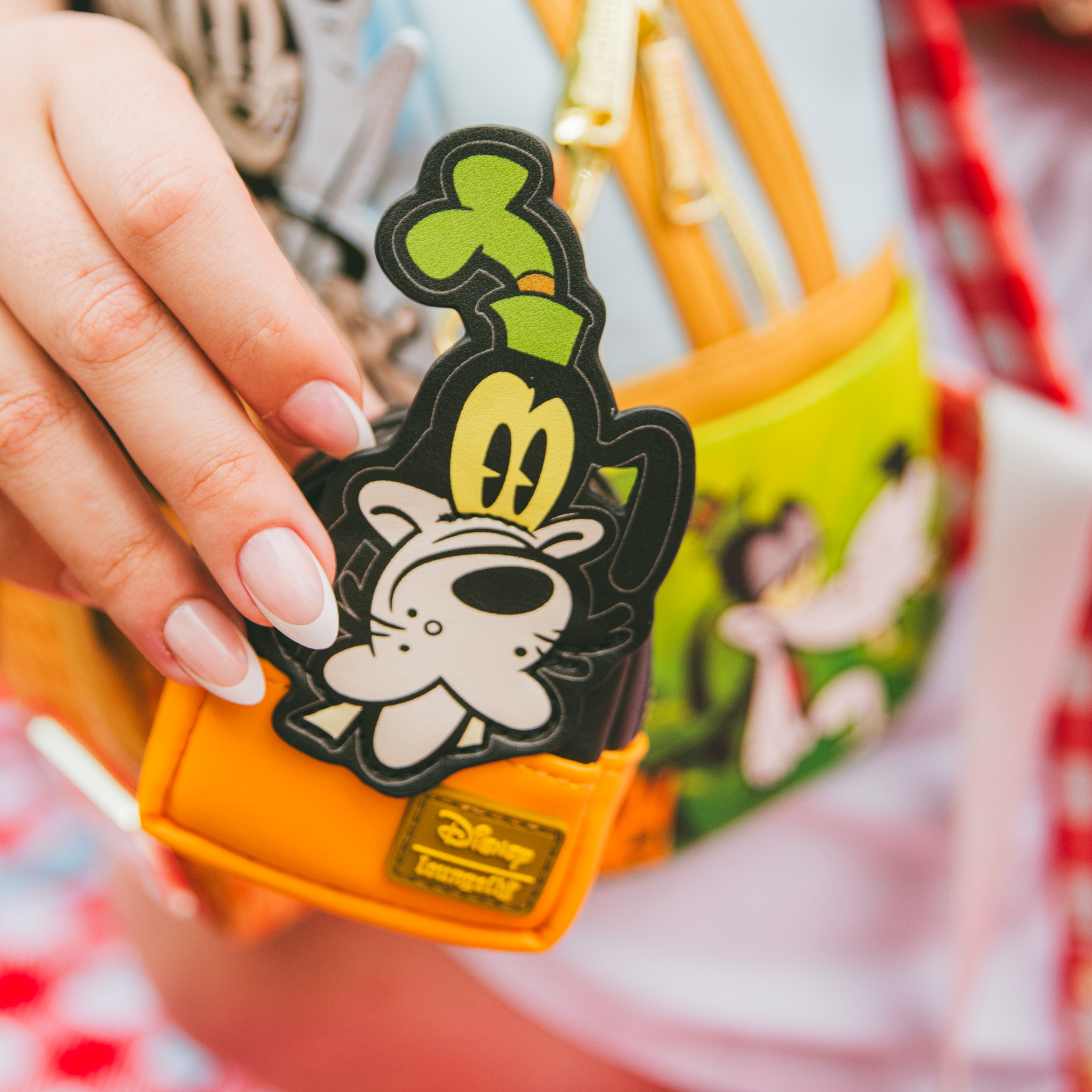 Mickey & Friends Picnic Cosplay Mystery Mini Backpack Keychain Charm - Image 5